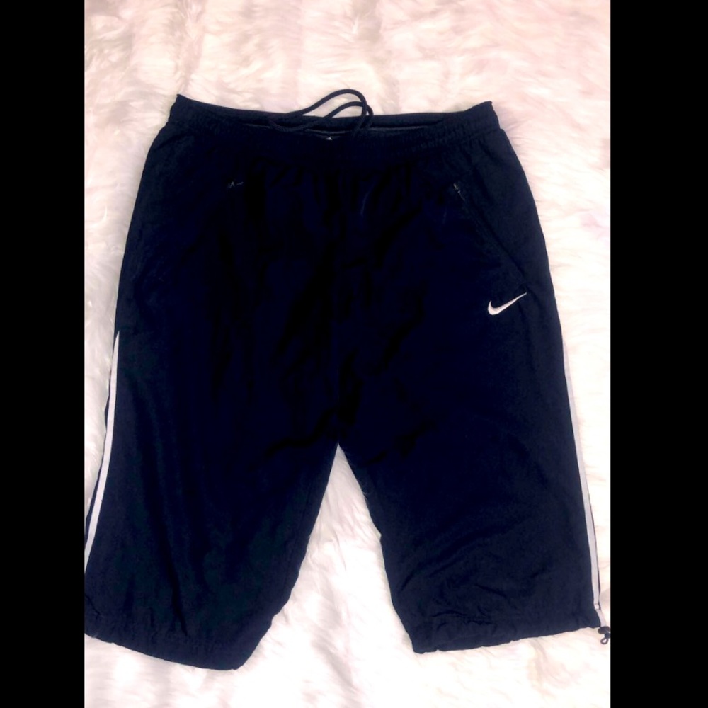 Nike navy blue above the knee sports pants. Size M